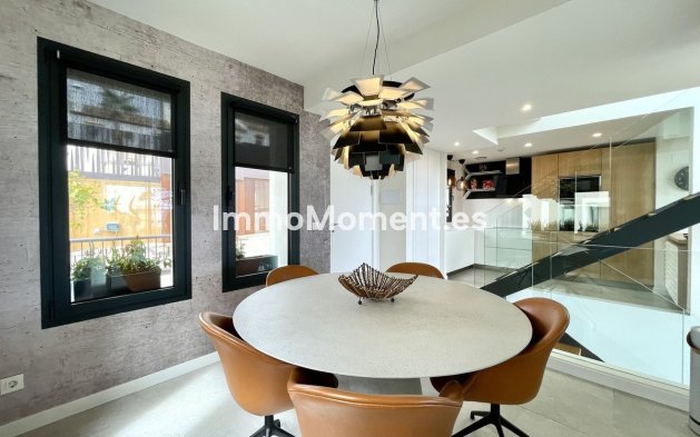 Wiederverkauf - Villa - Marbella - Cabopino