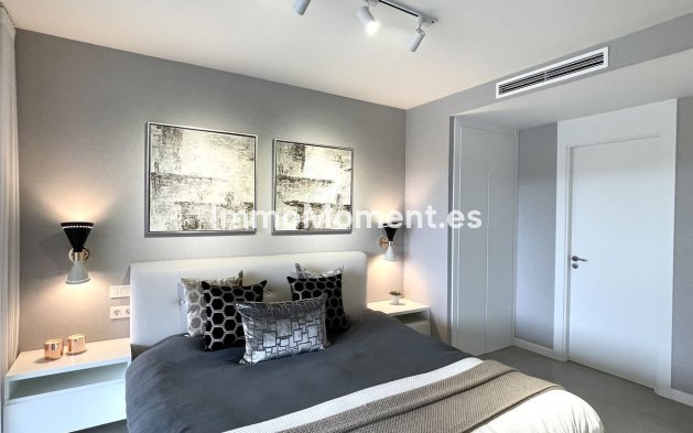 Wiederverkauf - Villa - Marbella - Cabopino