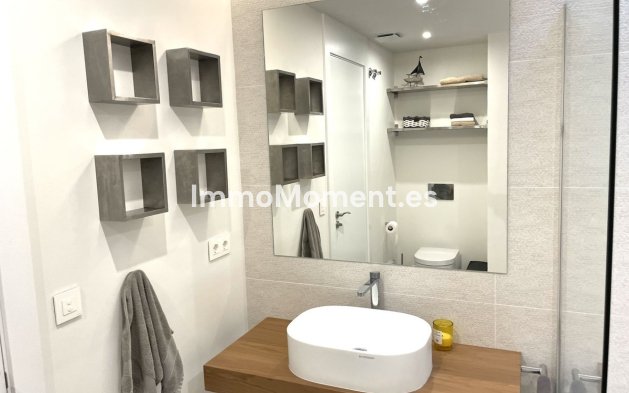 Wiederverkauf - Villa - Marbella - Cabopino