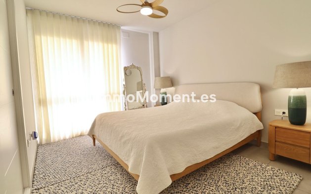 Resale - Apartment - Marbella - Elviria