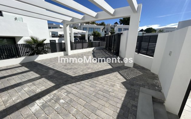 Resale - Villa - Marbella - Río Real