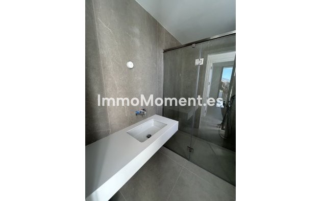 Resale - Villa - Marbella - Río Real