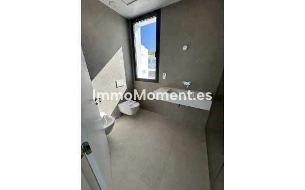 Resale - Villa - Marbella - Río Real