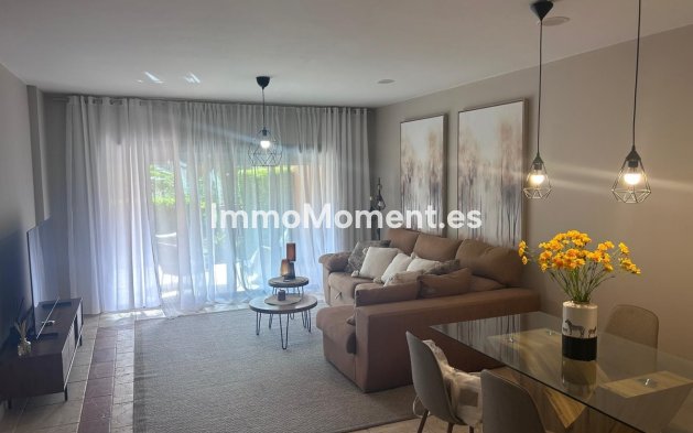 Resale - Apartment - Benahavís - Benahavís Centro