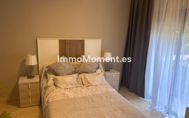 Resale - Apartment - Benahavís - Benahavís Centro