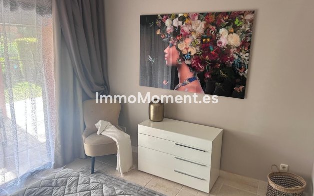 Resale - Apartment - Benahavís - Benahavís Centro
