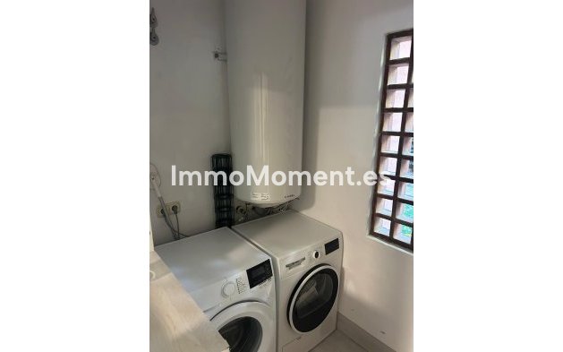 Resale - Apartment - Benahavís - Benahavís Centro