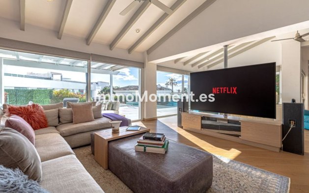 Revente - Villa - Marbella - Las Chapas