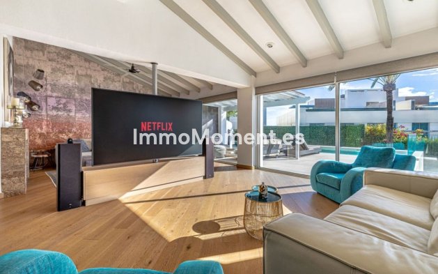 Revente - Villa - Marbella - Las Chapas