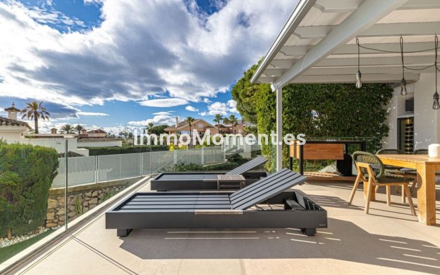 Revente - Villa - Marbella - Las Chapas