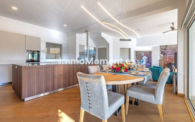 Revente - Villa - Marbella - Las Chapas