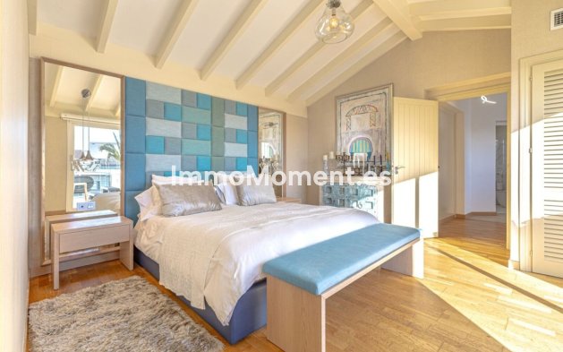 Revente - Villa - Marbella - Las Chapas