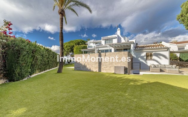 Revente - Villa - Marbella - Las Chapas