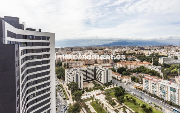 Wiederverkauf - Wohnung - Málaga - Málaga Centro