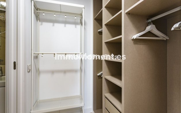 Wiederverkauf - Wohnung - Málaga - Málaga Centro