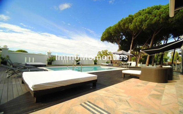 Wiederverkauf - Villa - Marbella - Cabopino