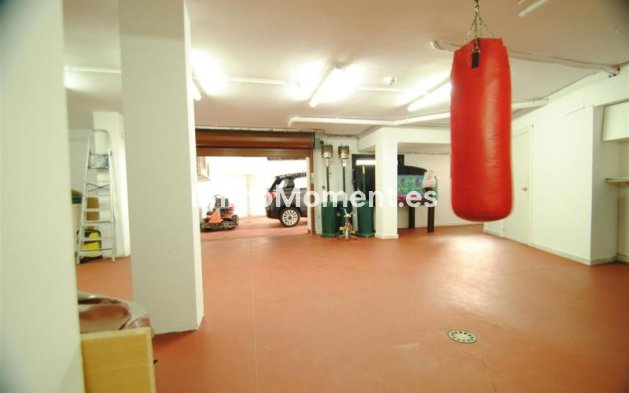 Wiederverkauf - Villa - Marbella - Cabopino