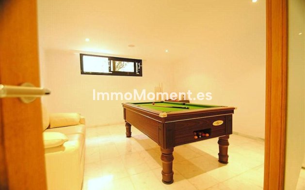 Wiederverkauf - Villa - Marbella - Cabopino