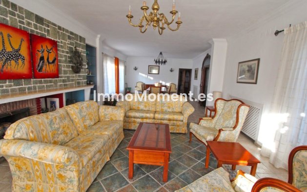 Wiederverkauf - Villa - Marbella - Elviria