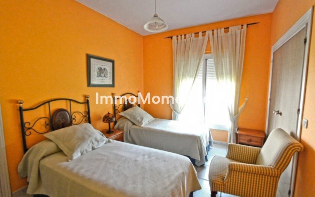 Wiederverkauf - Villa - Marbella - Elviria