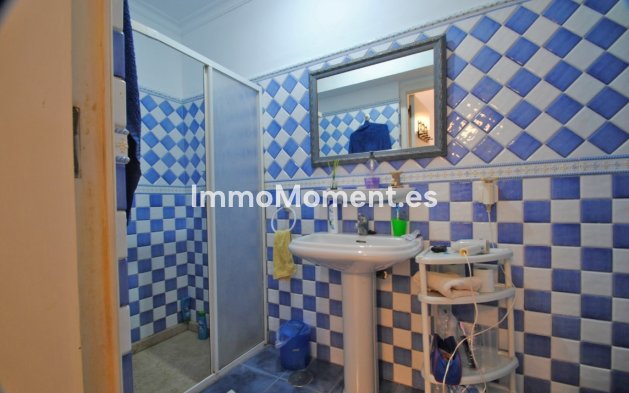 Wiederverkauf - Villa - Marbella - Elviria