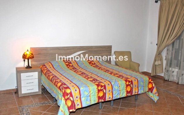 Wiederverkauf - Villa - Marbella - Elviria