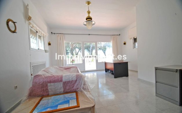 Wiederverkauf - Villa - Marbella - Elviria