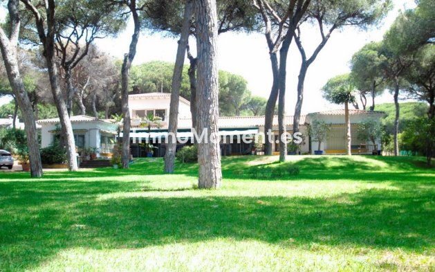 Wiederverkauf - Villa - Marbella - Elviria