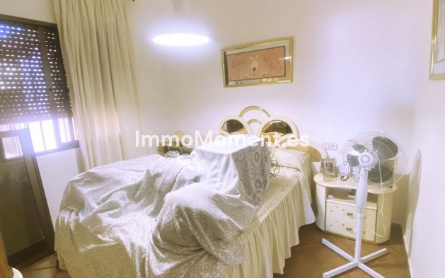 Resale - Villa - Marbella - Elviria