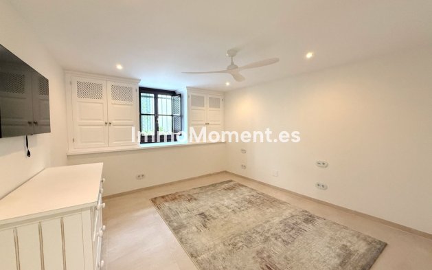 Revente - Villa - Marbella - Marbella Centro