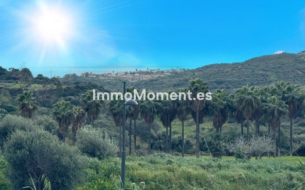 Wiederverkauf - Land - Estepona  - Estepona Centro