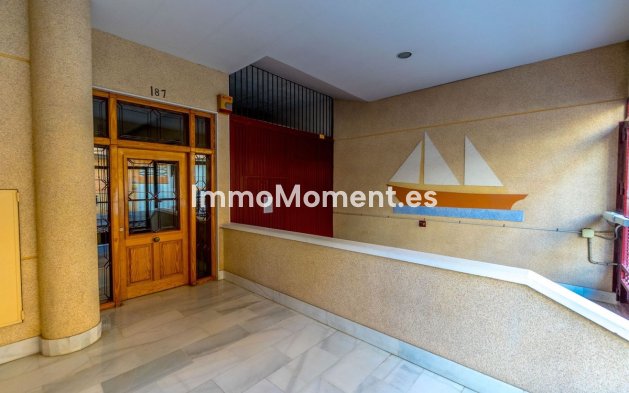 Wiederverkauf - Wohnung - Torrevieja - Torrevieja Centro