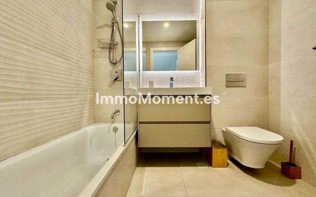 Resale - Apartment - Marbella - Elviria