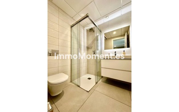 Resale - Apartment - Marbella - Elviria