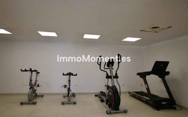 Resale - Apartment - Marbella - Elviria