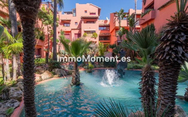 Resale - Apartment - Marbella - Elviria