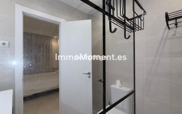 Resale - Apartment - Marbella - Elviria