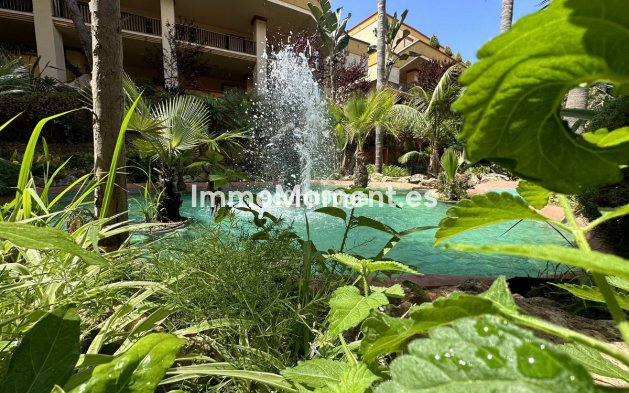 Resale - Apartment - Marbella - Elviria