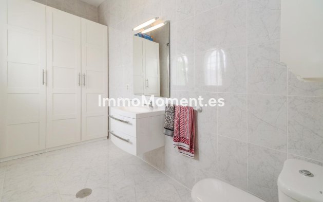 Wiederverkauf - Villa - Estepona  - Estepona Centro