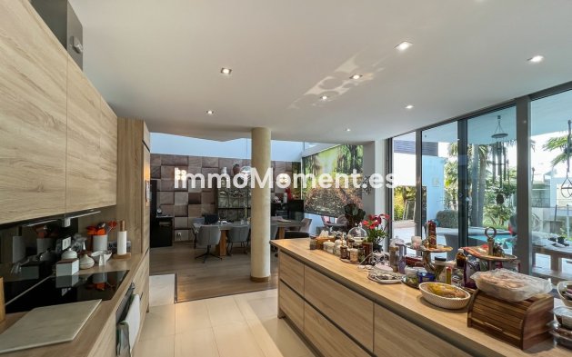 Wiederverkauf - Villa - Marbella - Sierra Blanca