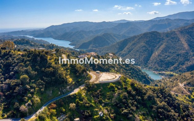 Wiederverkauf - Villa -   Inländisch - Istán