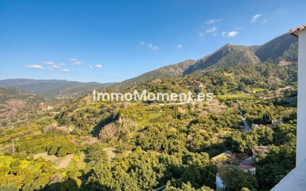 Wiederverkauf - Villa -   Inländisch - Istán