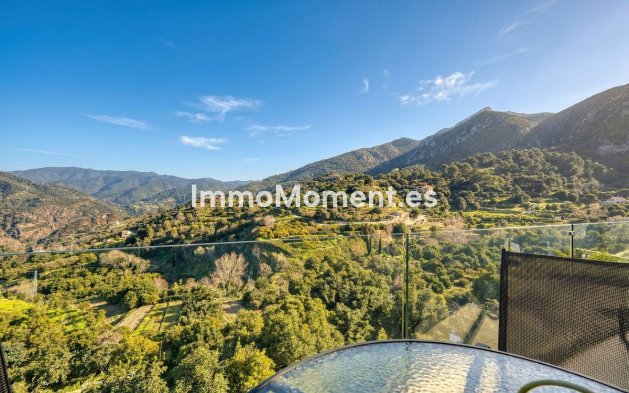 Wiederverkauf - Villa -   Inländisch - Istán