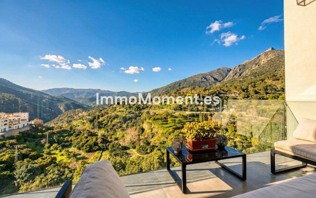 Wiederverkauf - Villa -   Inländisch - Istán