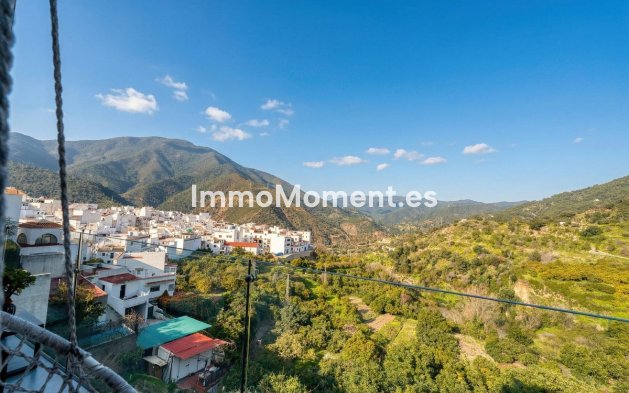 Wiederverkauf - Villa -   Inländisch - Istán