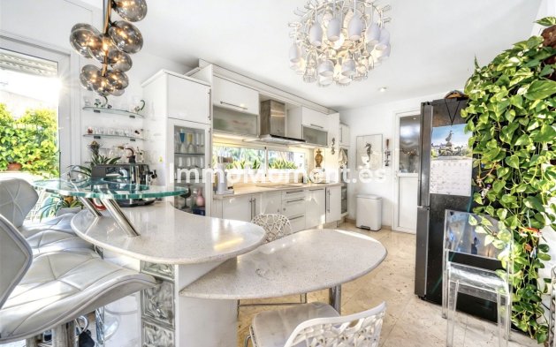 Bestaande woning - Villa - Estepona  - New Golden Mile