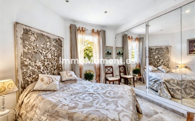 Bestaande woning - Villa - Estepona  - New Golden Mile