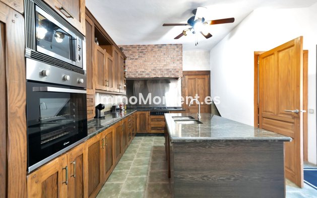 Revente - Villa - Marbella - Marbella Centro