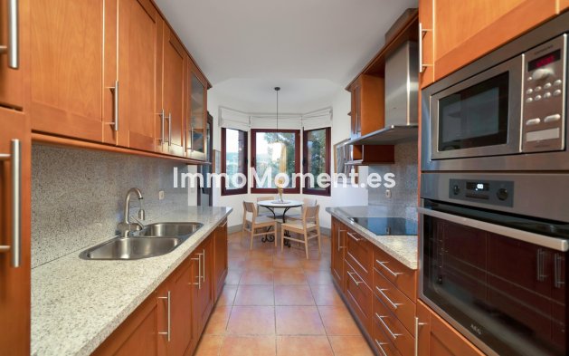 Wiederverkauf - Wohnung - Marbella - Bahía de Marbella