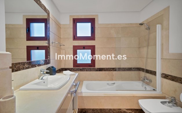 Wiederverkauf - Wohnung - Marbella - Bahía de Marbella